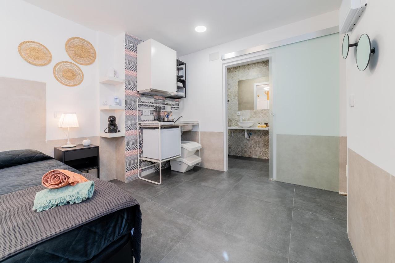 Aptuvalencia-F&B Sol Sl المظهر الخارجي الصورة